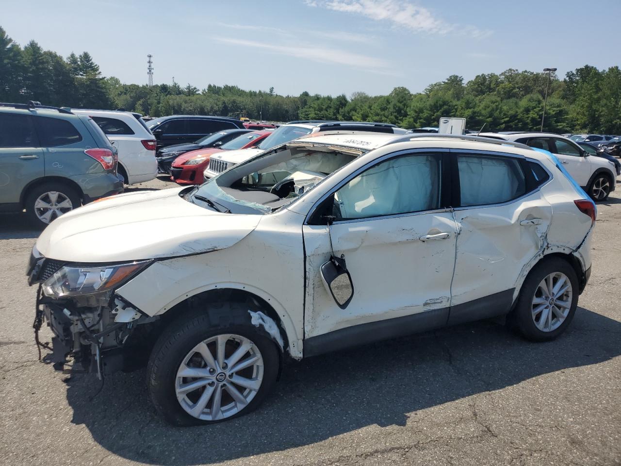 2019 Nissan Rogue sport S