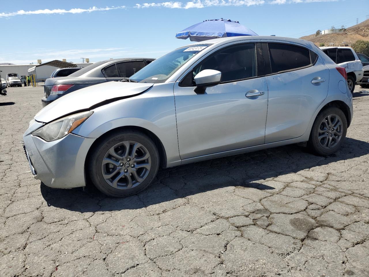 2020 Toyota Yaris le LE