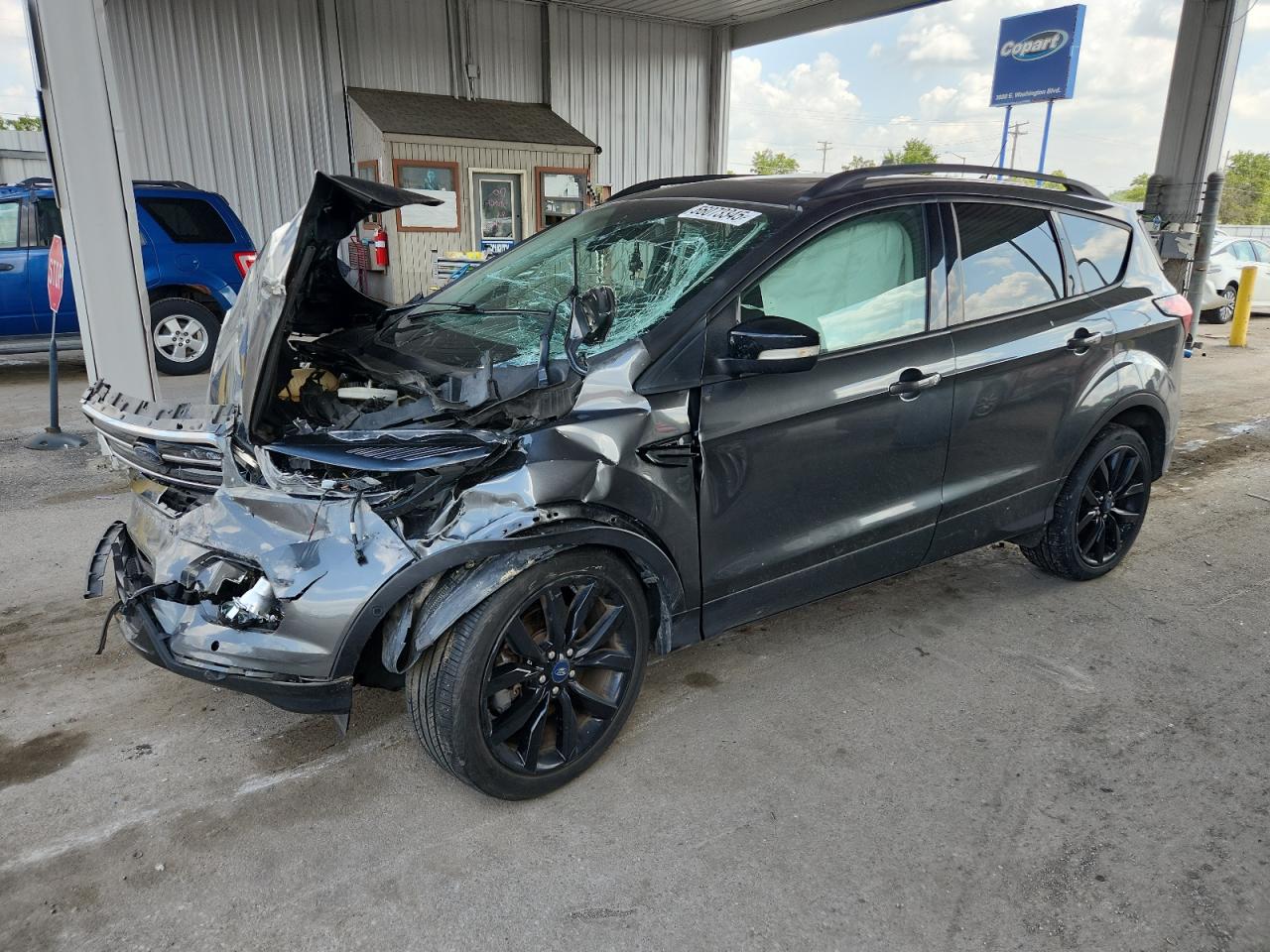 2019 Ford Escape tit TITANIUM