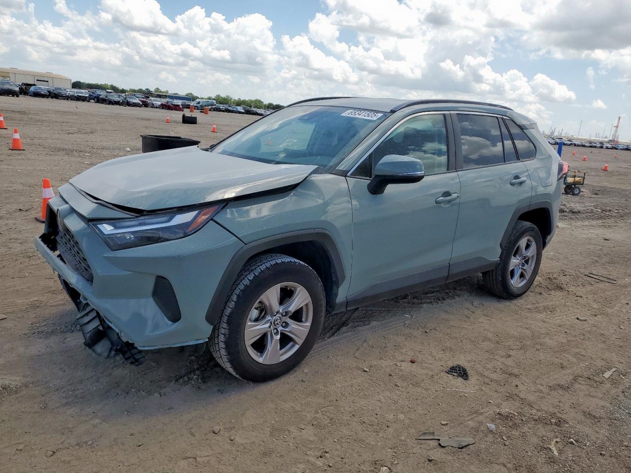 2023 Toyota Rav4 xle XLE