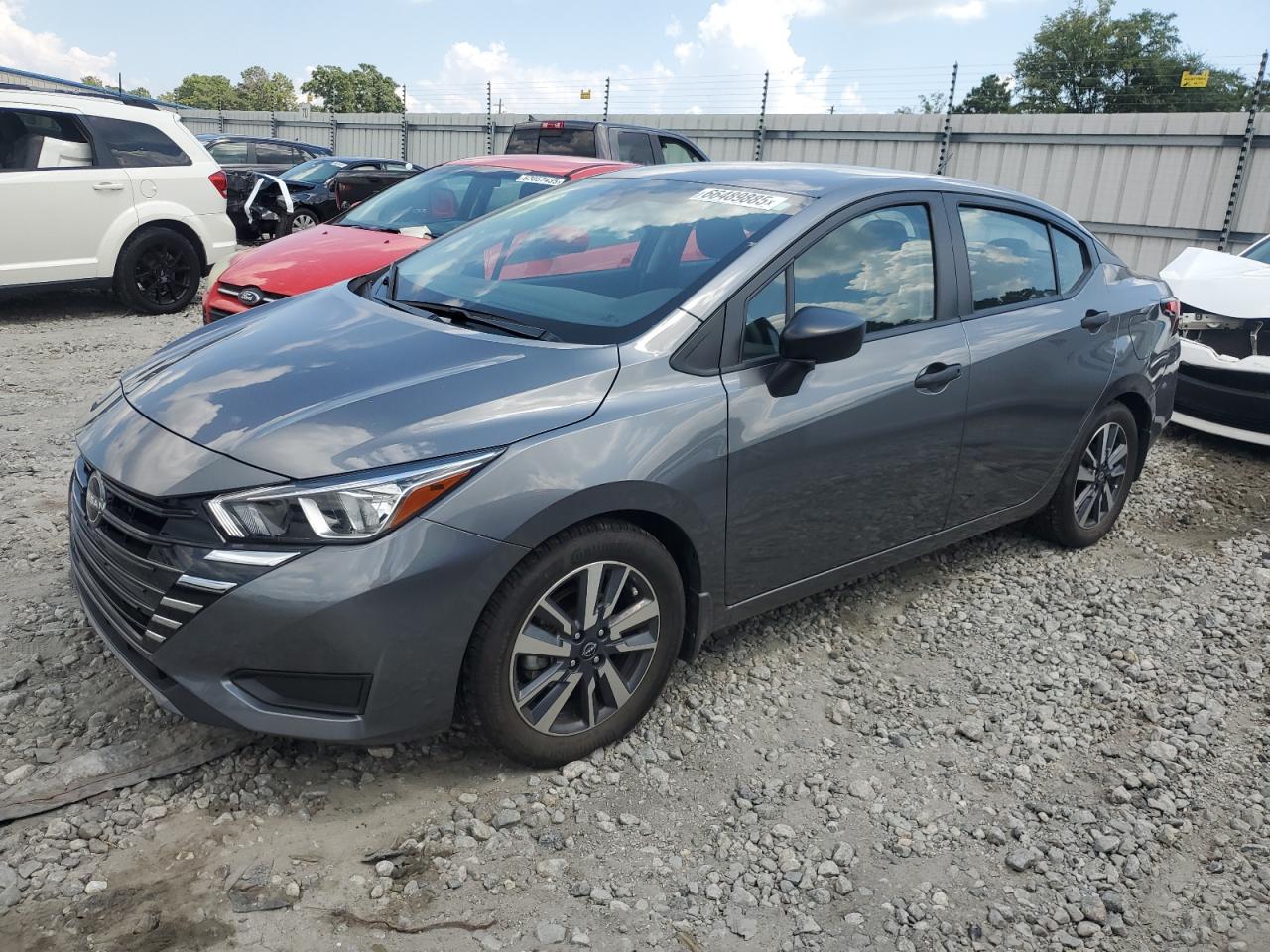 2023 Nissan Versa s S