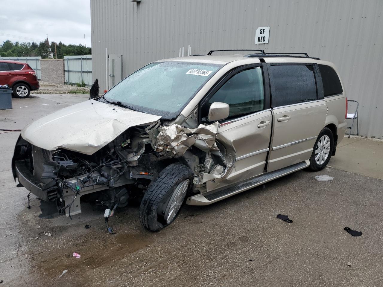 2013 Chrysler Town & cou TOURING