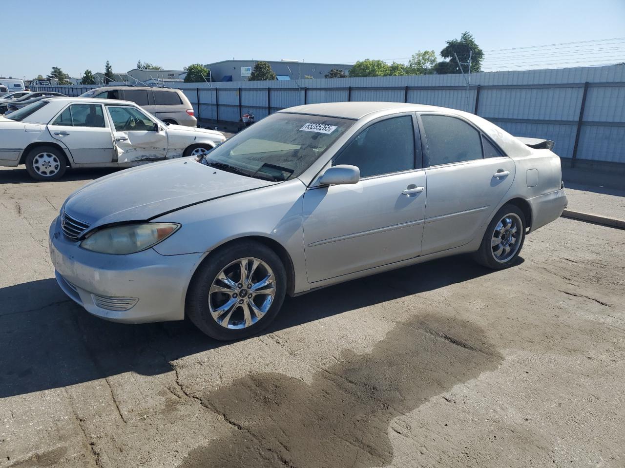 2005 Toyota Camry le LE