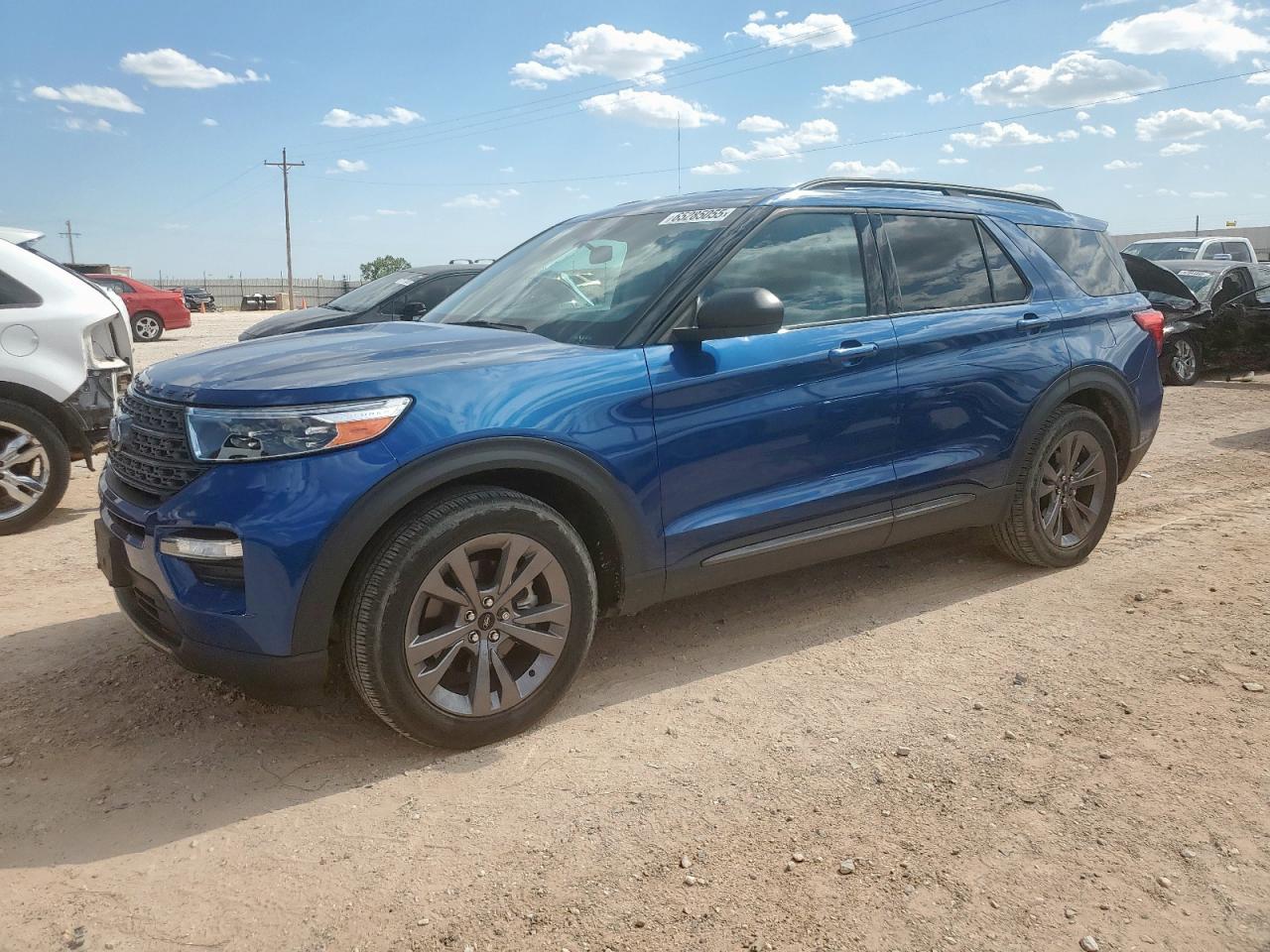 2021 Ford Explorer x XLT