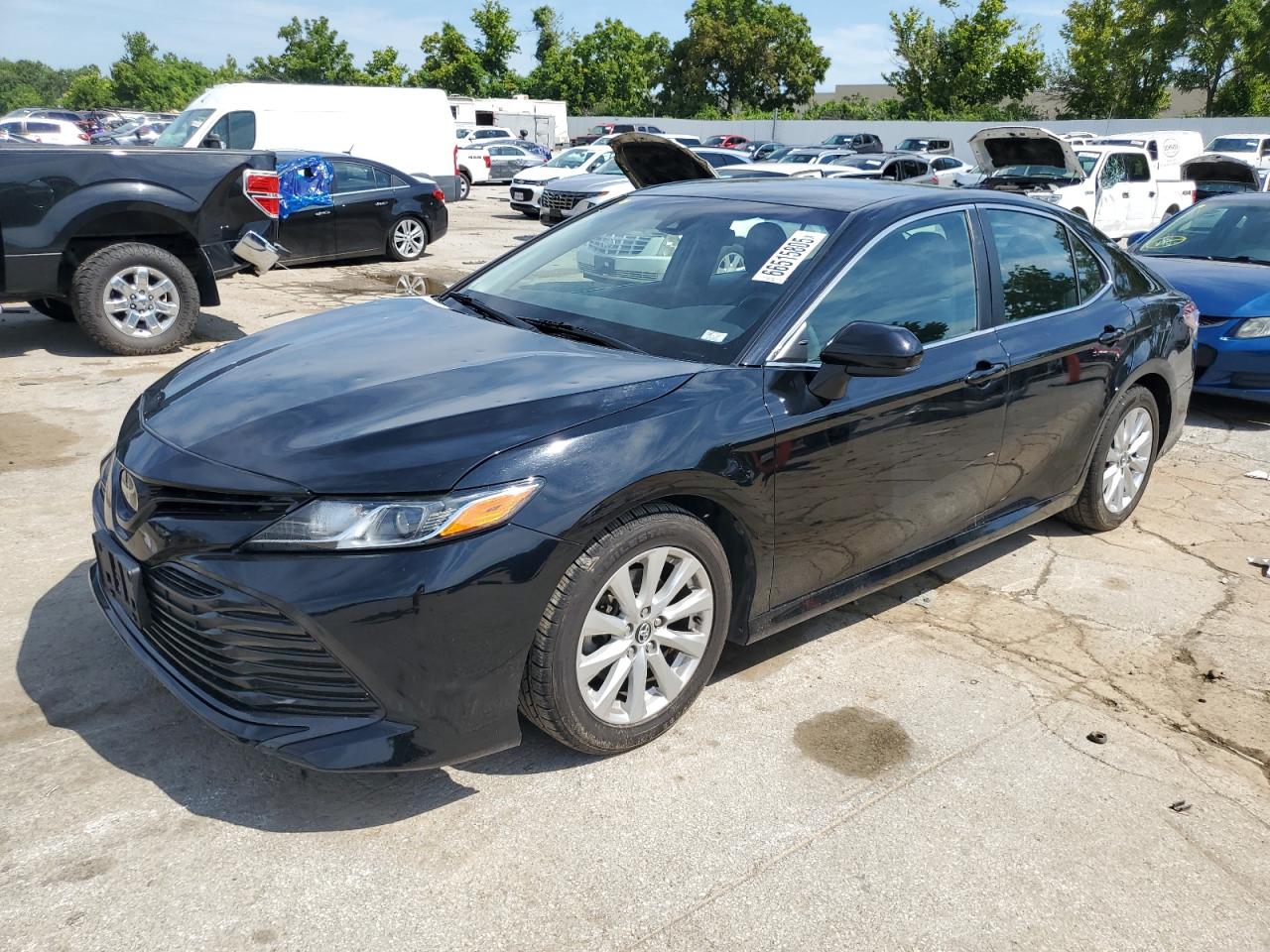2020 Toyota Camry le LE