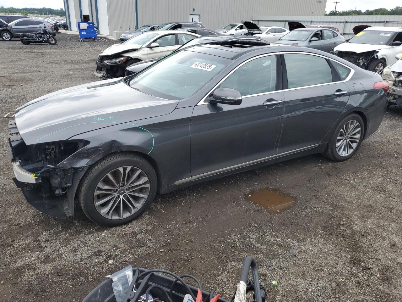 2017 Genesis G80 base BASE