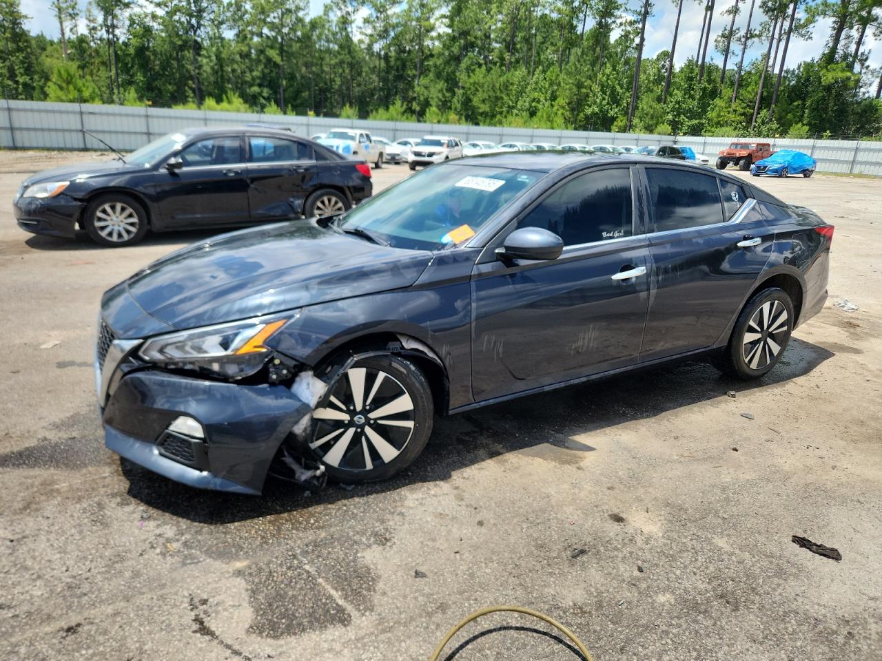 2022 Nissan Altima sv SV