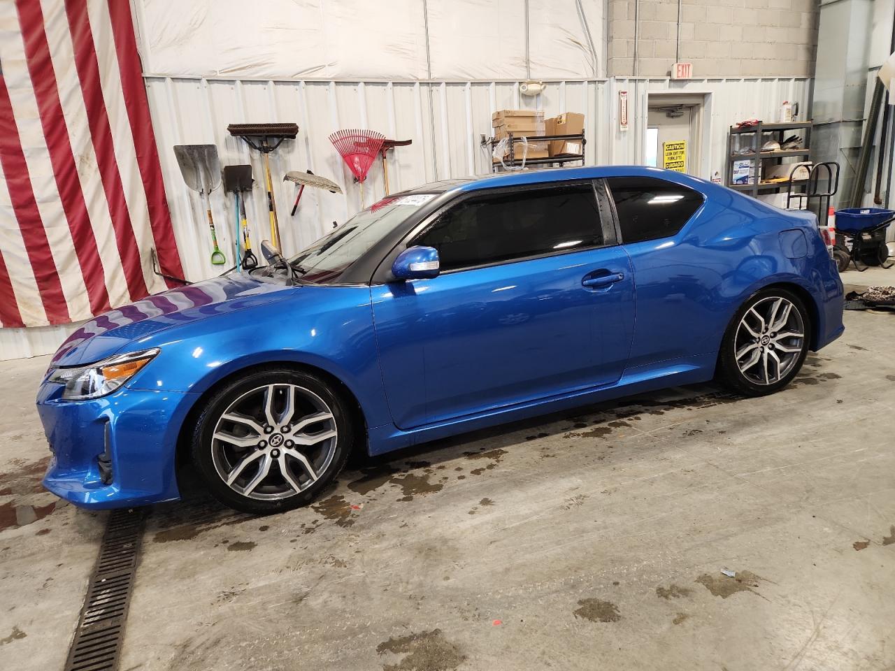 2015 Toyota Scion tc