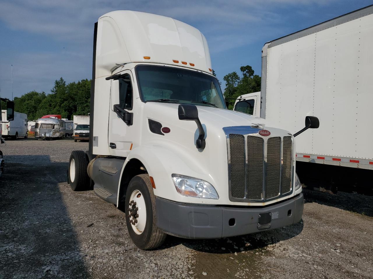Peterbilt 579