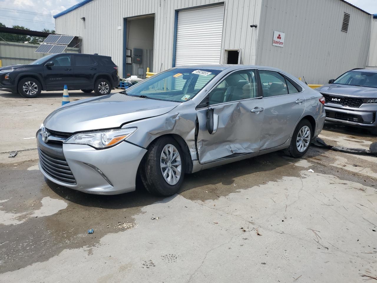 2017 Toyota Camry le LE