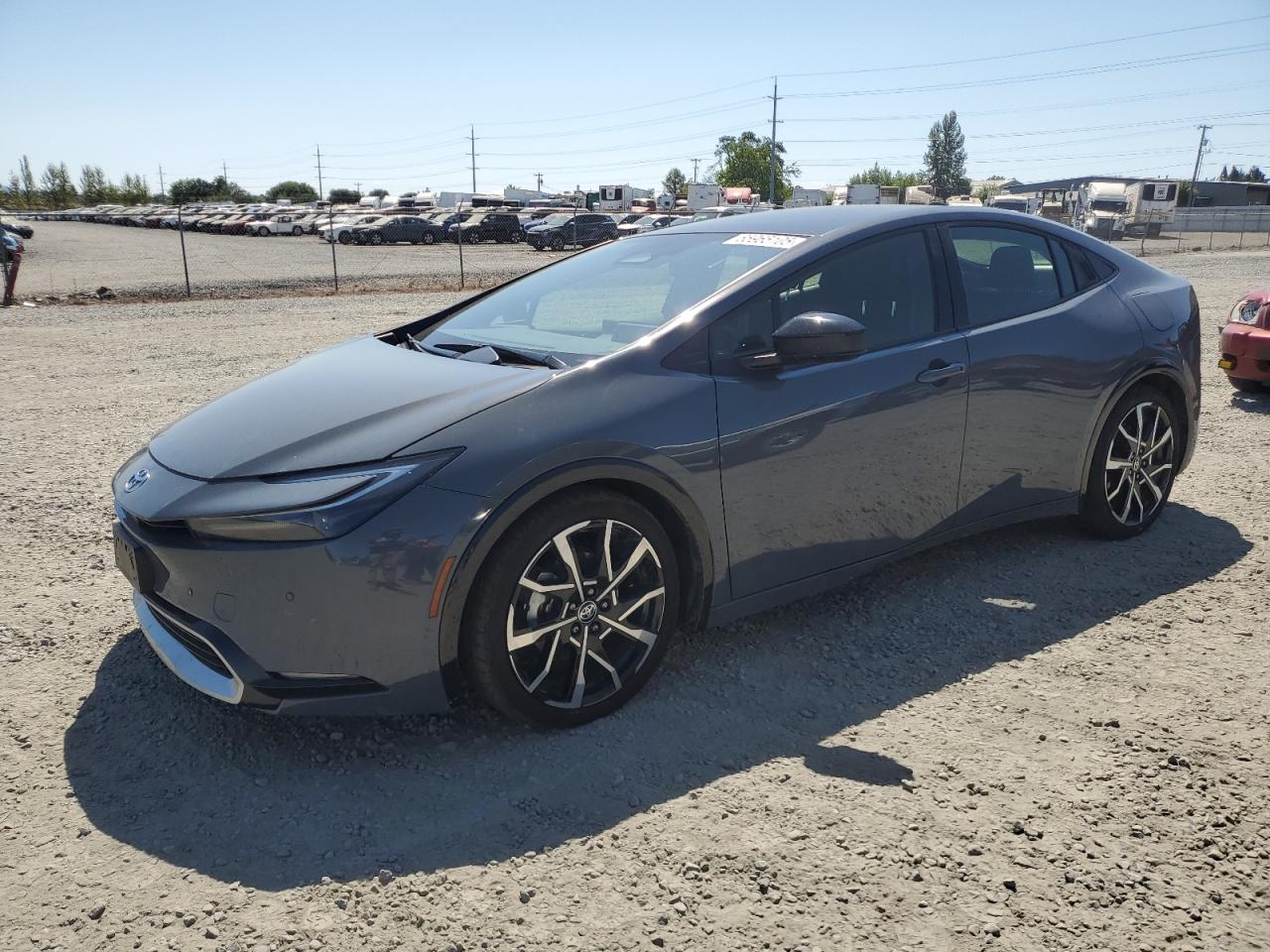 2024 Toyota Prius prim SE