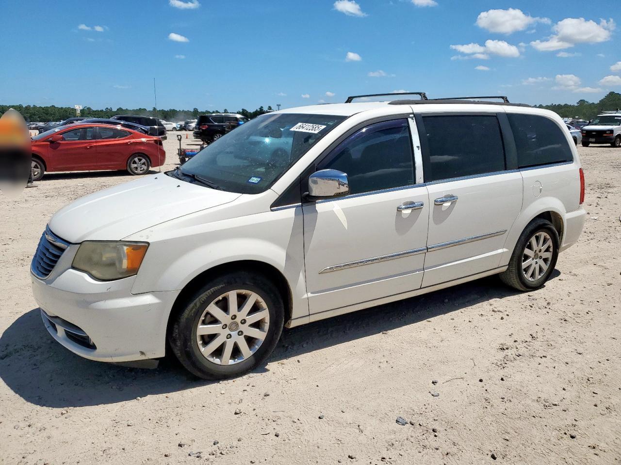 2012 Chrysler Town & cou TOURING L