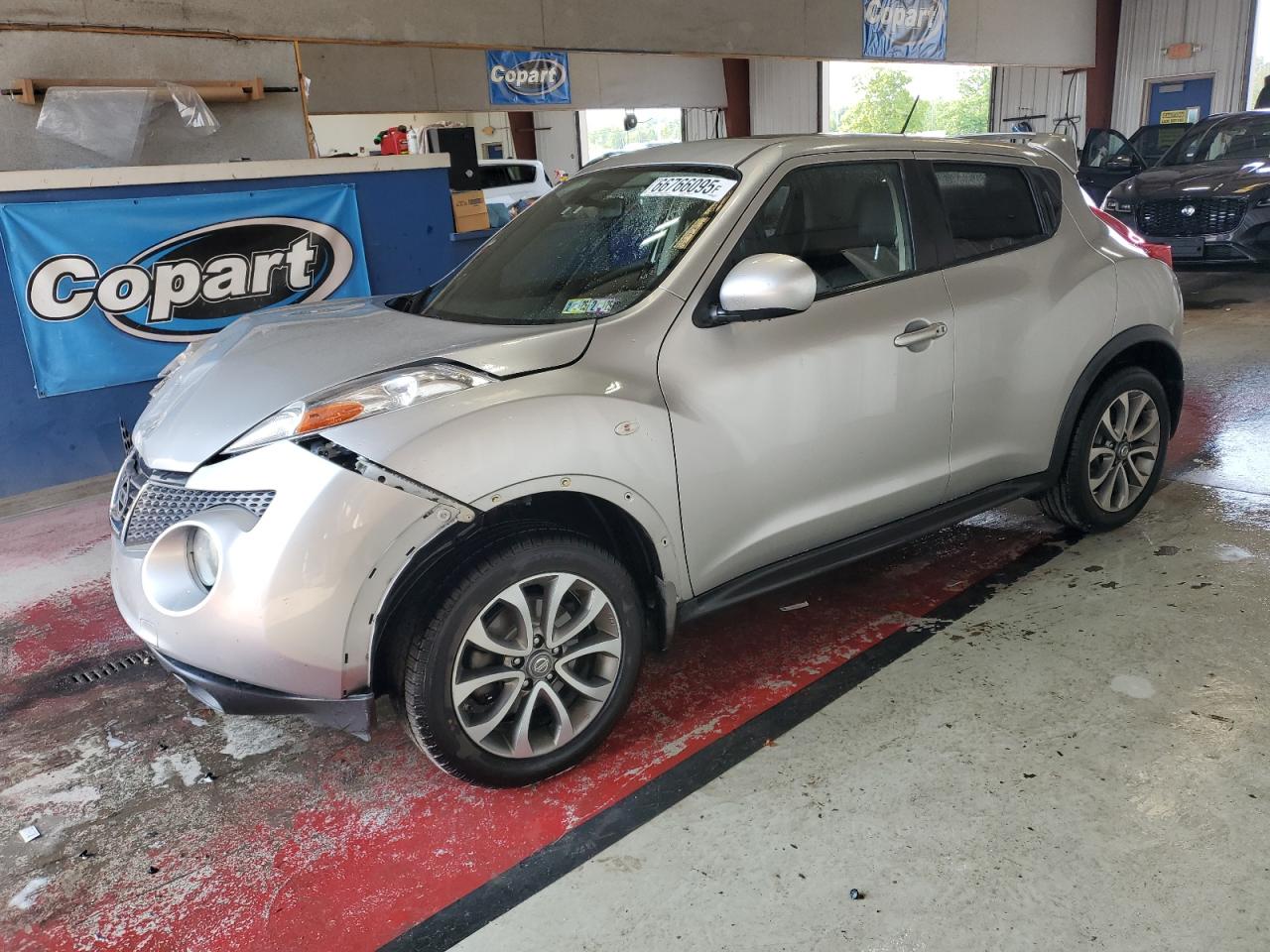 2012 Nissan Juke s S