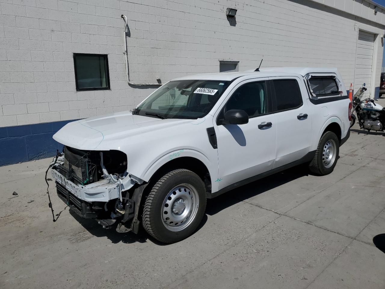 2022 Ford Maverick x XL