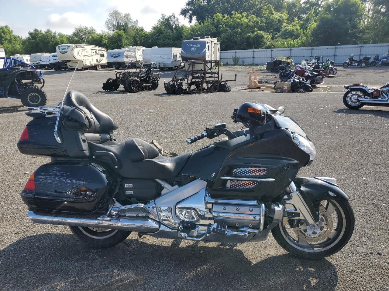 2001 Honda Gl1800