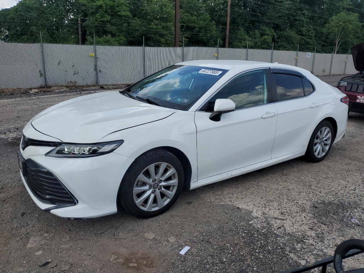 2020 Toyota Camry le LE
