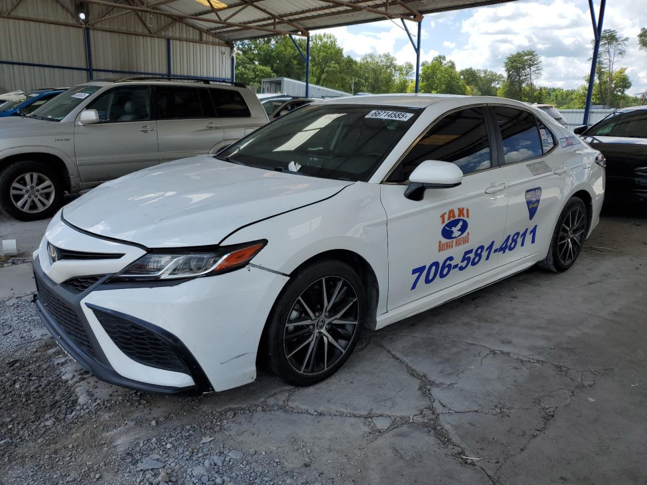 2021 Toyota Camry se SE