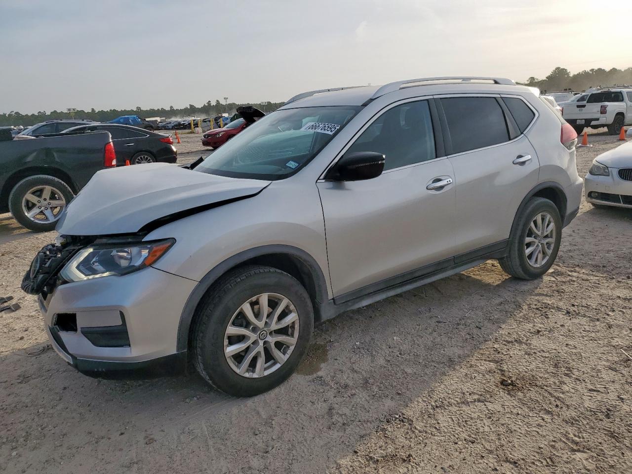 2020 Nissan Rogue s S