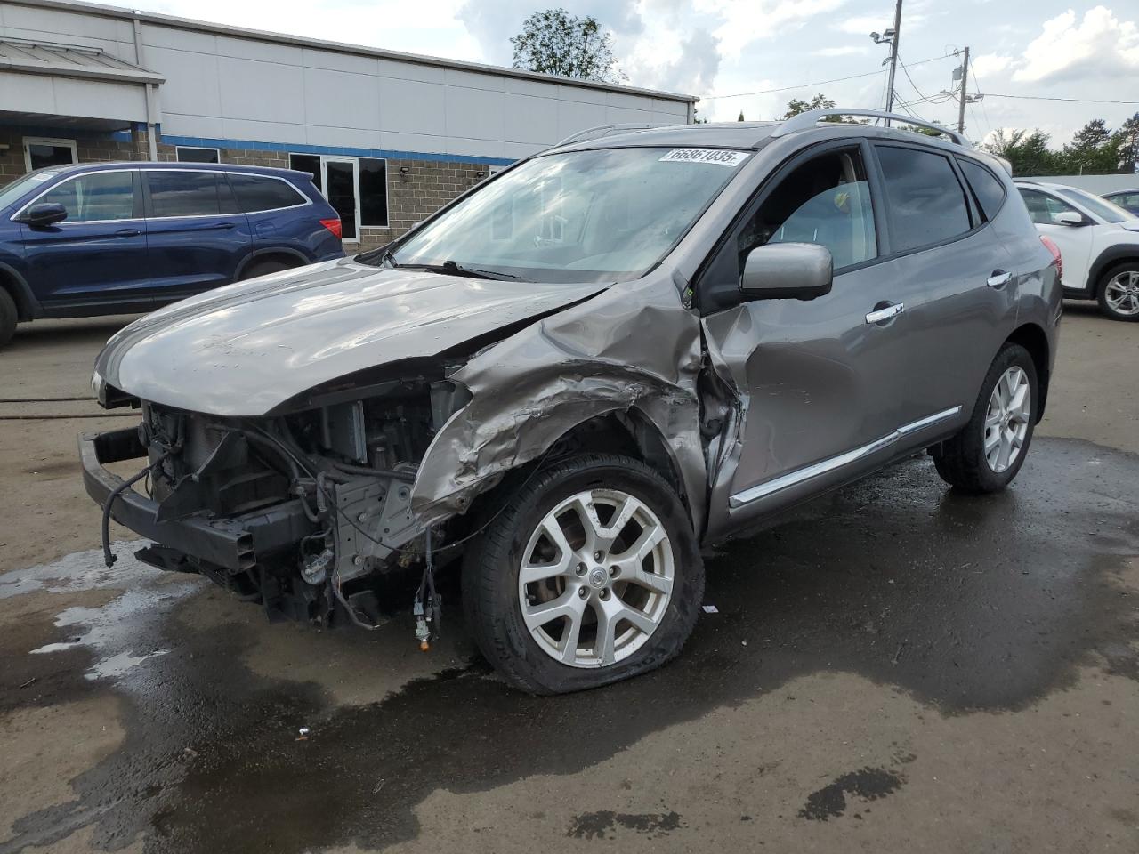 2012 Nissan Rogue s S