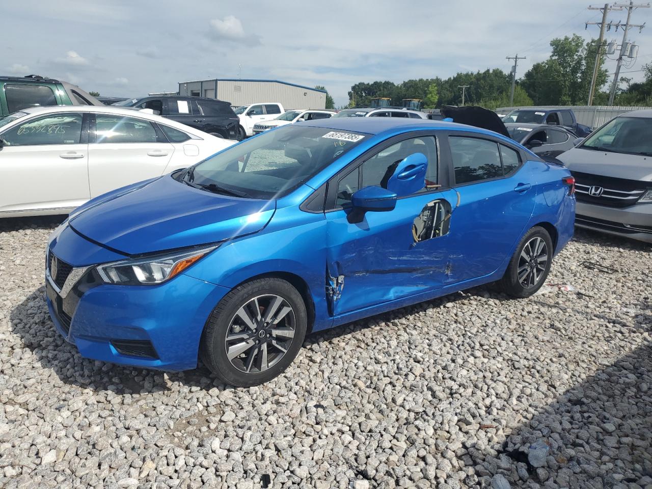 2021 Nissan Versa sv SV