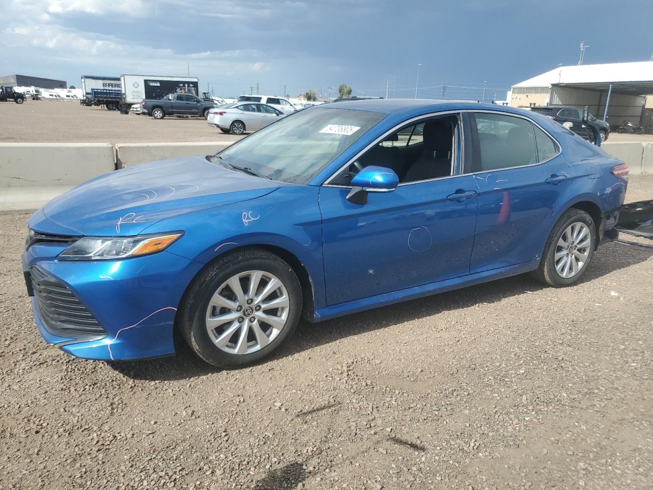 2020 Toyota Camry le LE