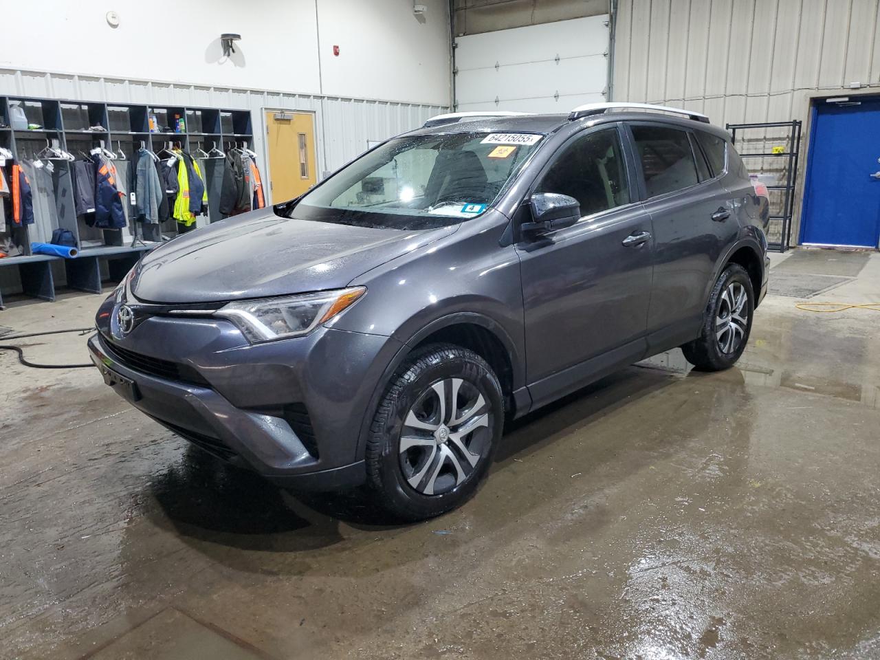 2016 Toyota Rav4 le LE
