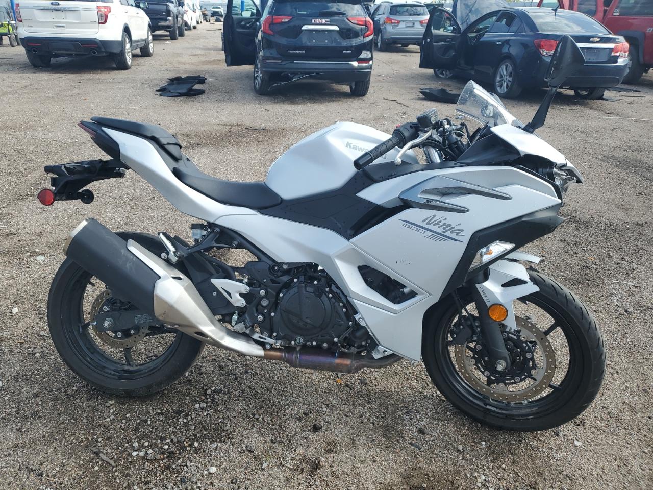 2024 Kawasaki Ex500