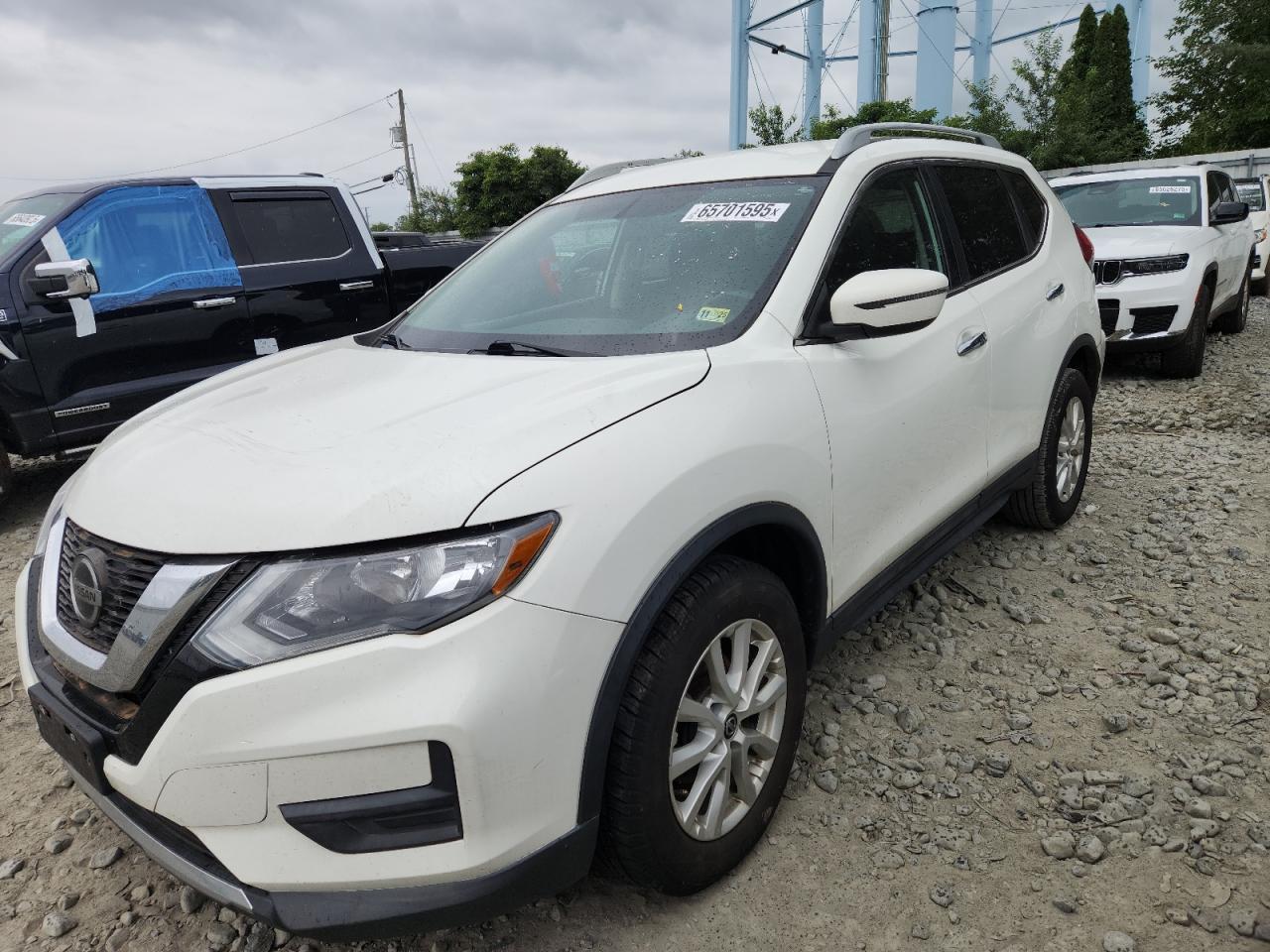 2018 Nissan Rogue s S