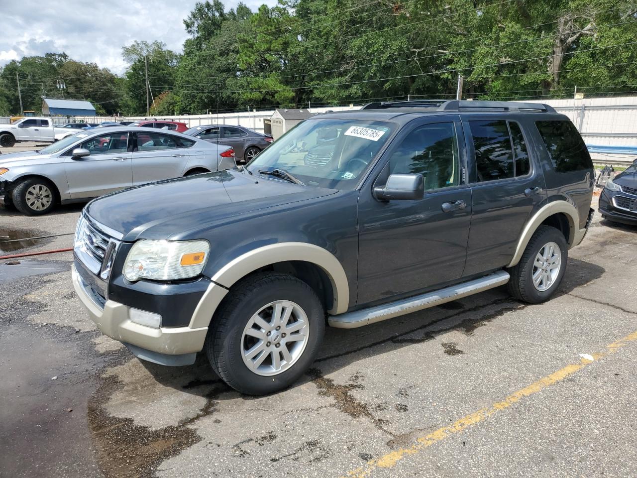 2010 Ford Explorer e EDDIE BAUER