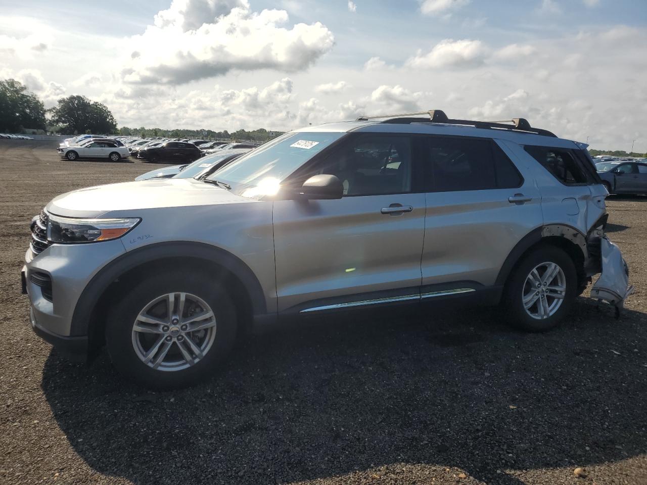 2020 Ford Explorer x XLT