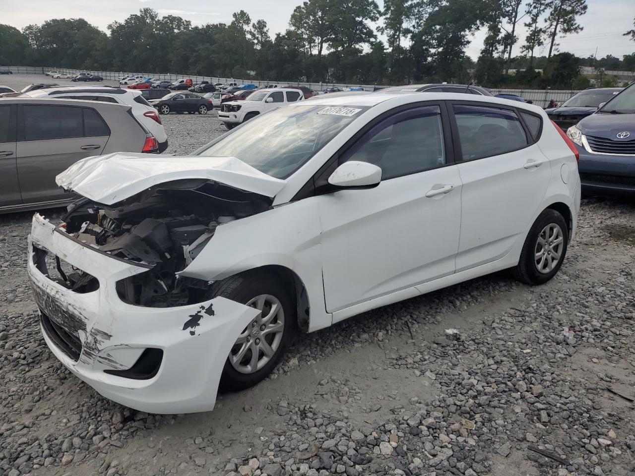 2012 Hyundai Accent gls GLS