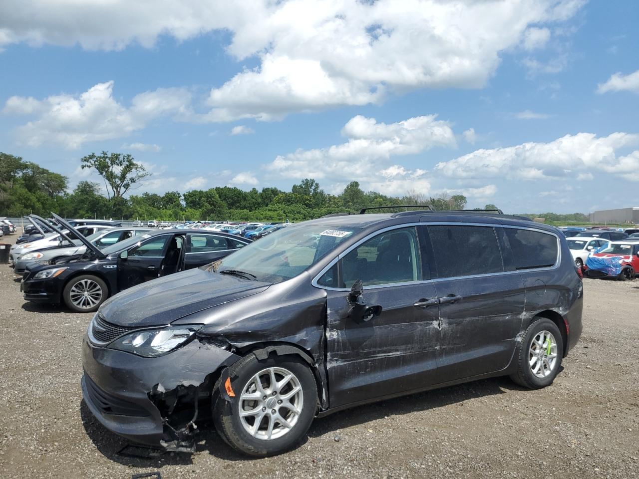 2020 Chrysler Voyager