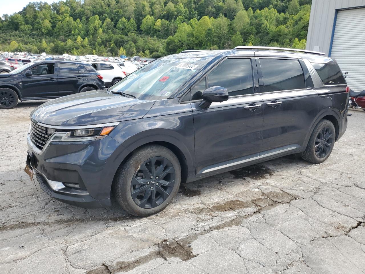 2023 Kia Carnival s SX
