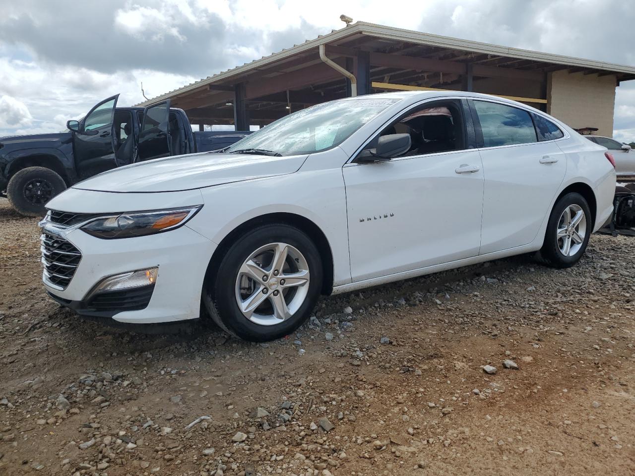 2023 Chevrolet Malibu ls LS