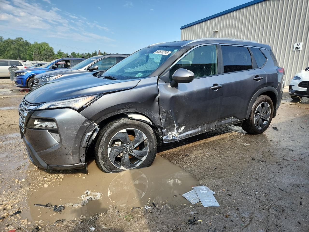2024 Nissan Rogue sv SV