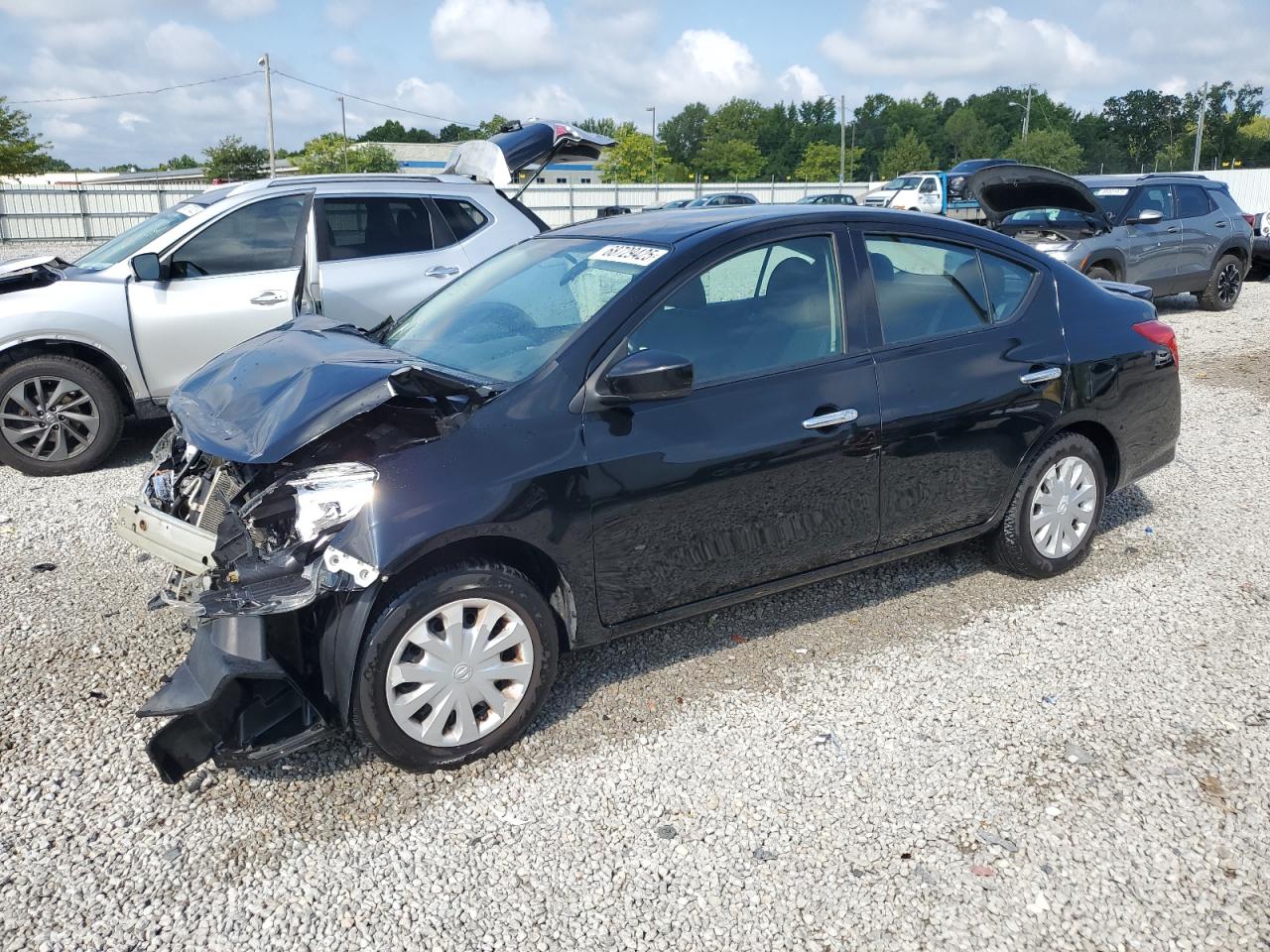 2019 Nissan Versa s S