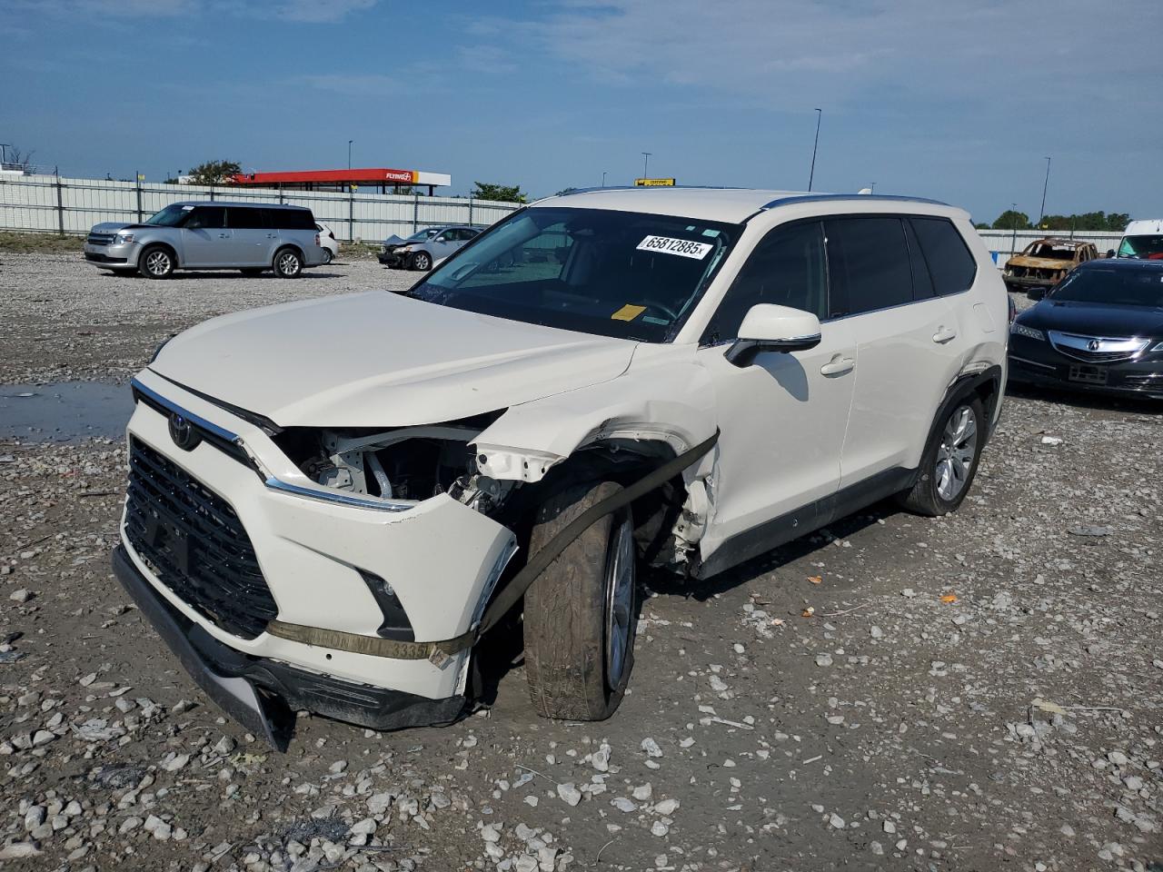 2024 Toyota Grand high XLE