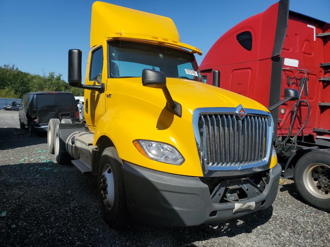 2020 International Lt625