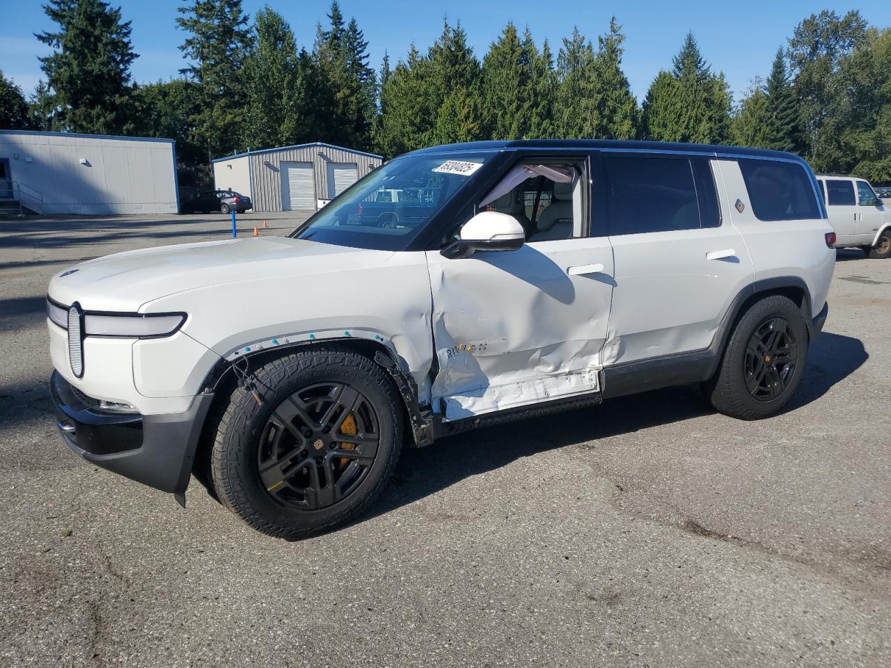 2023 Rivian R1s Adventure