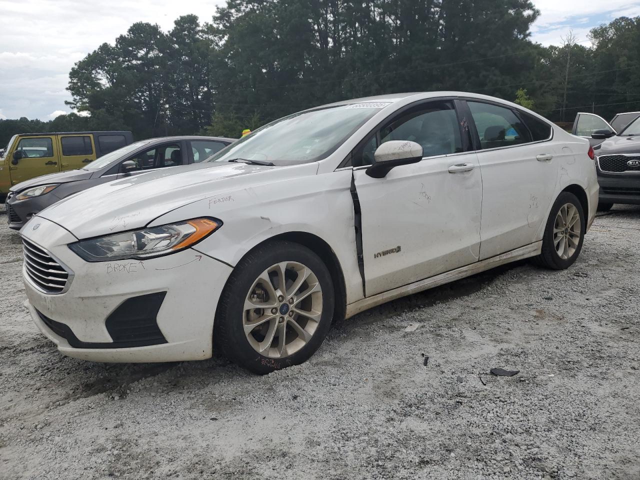 2019 Ford Fusion se SE