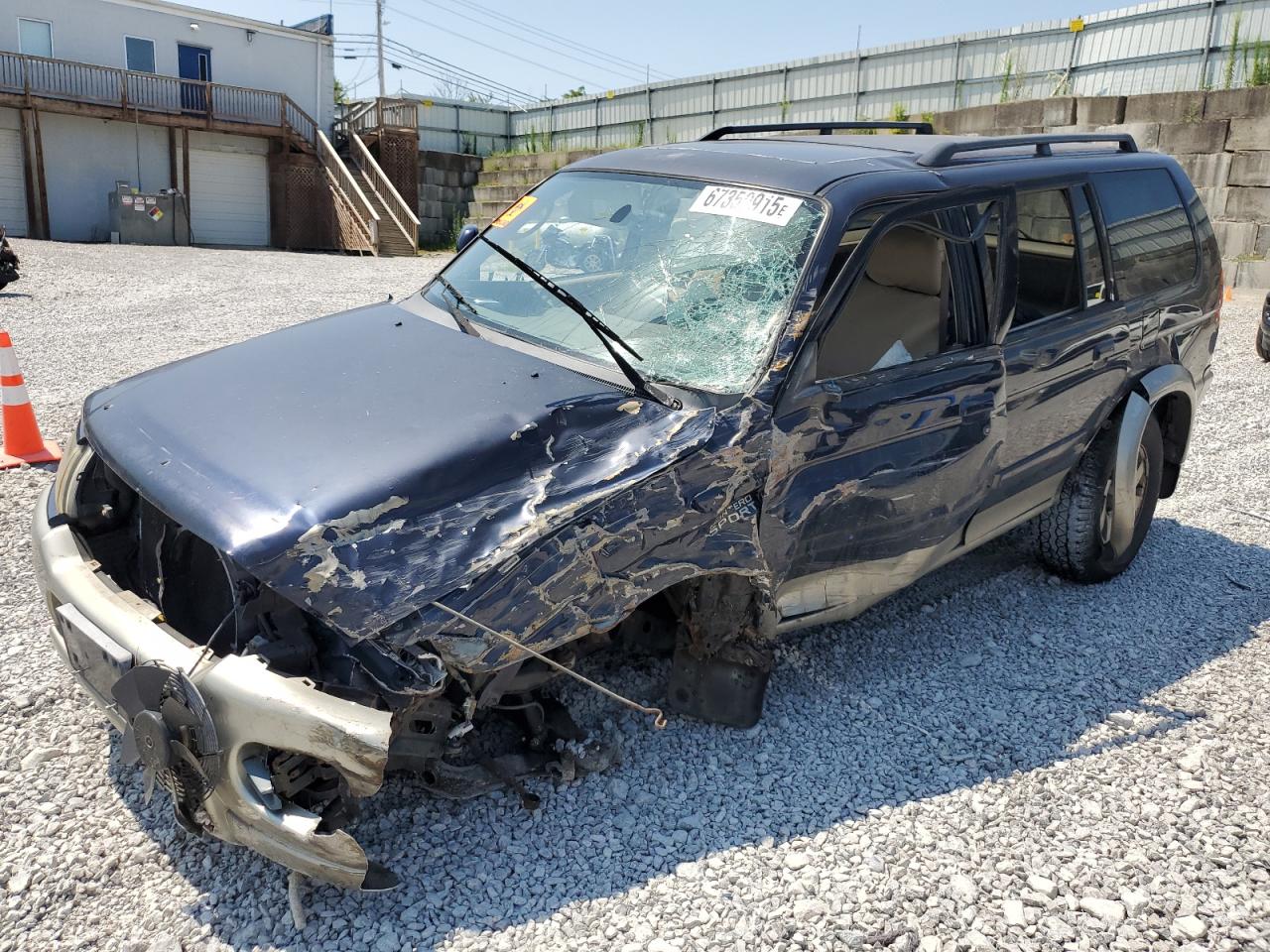 2002 Mitsubishi Montero