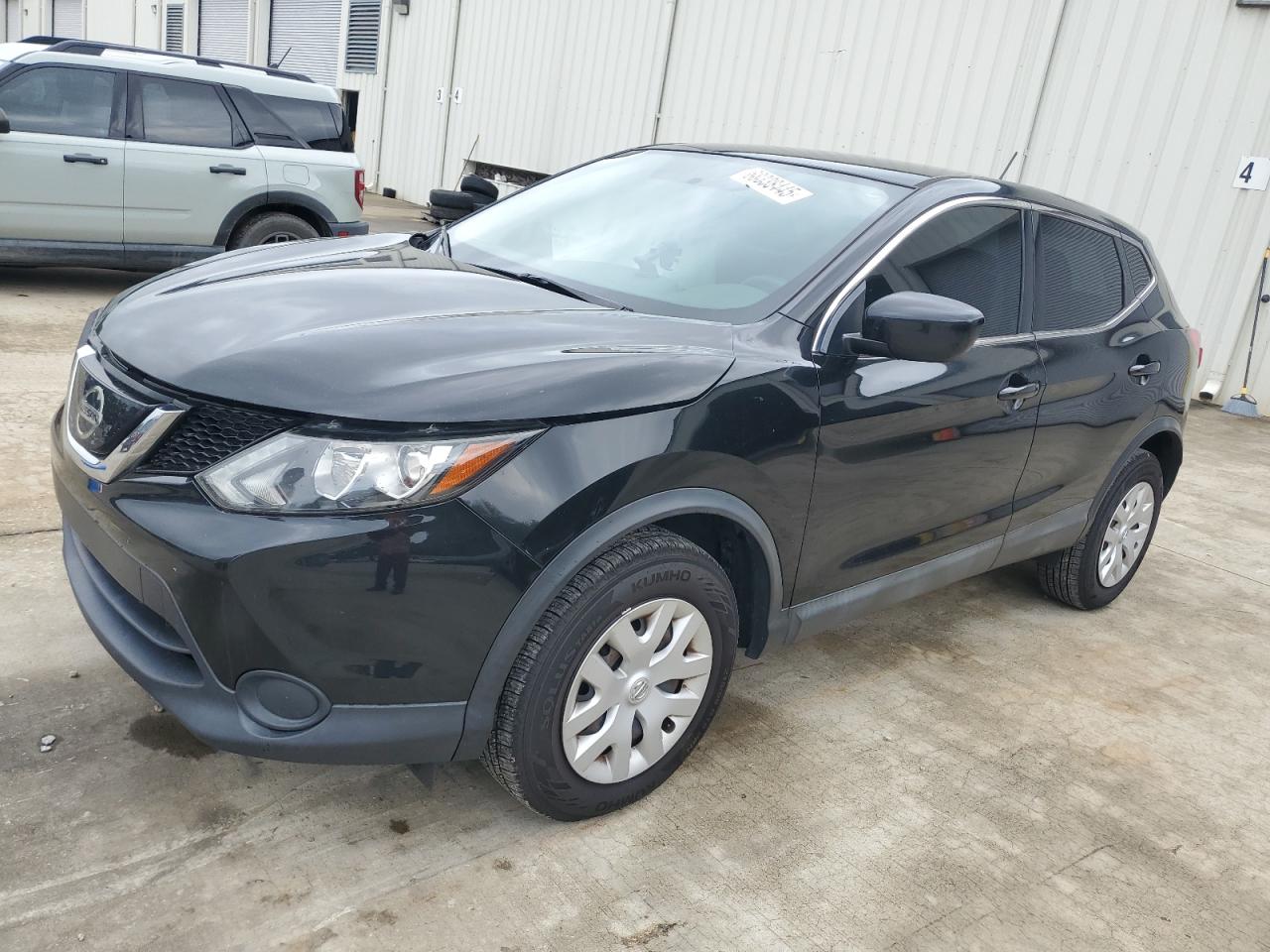 2019 Nissan Rogue sport S