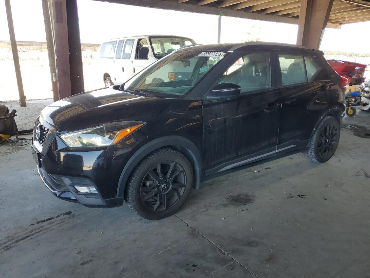 2020 Nissan Kicks sr SR