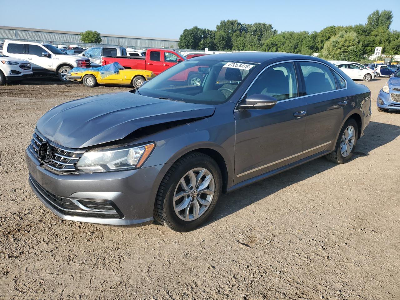 2016 Volkswagen Passat s S