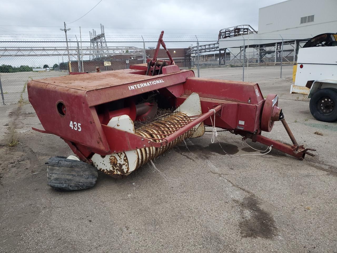 1965 International 435t Small Square Baler
