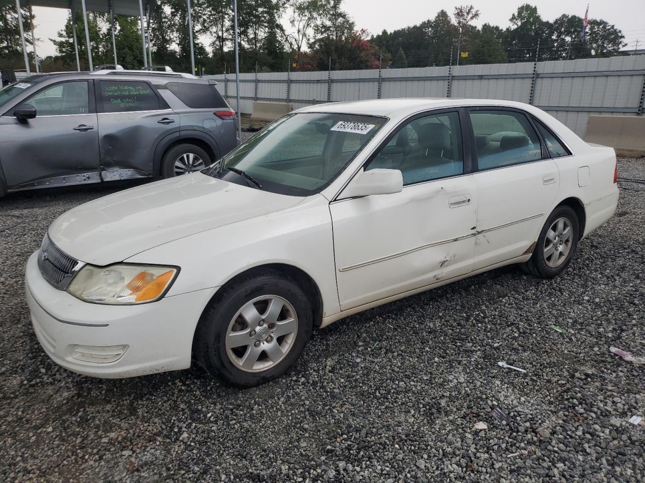 2002 Toyota Avalon xl XL