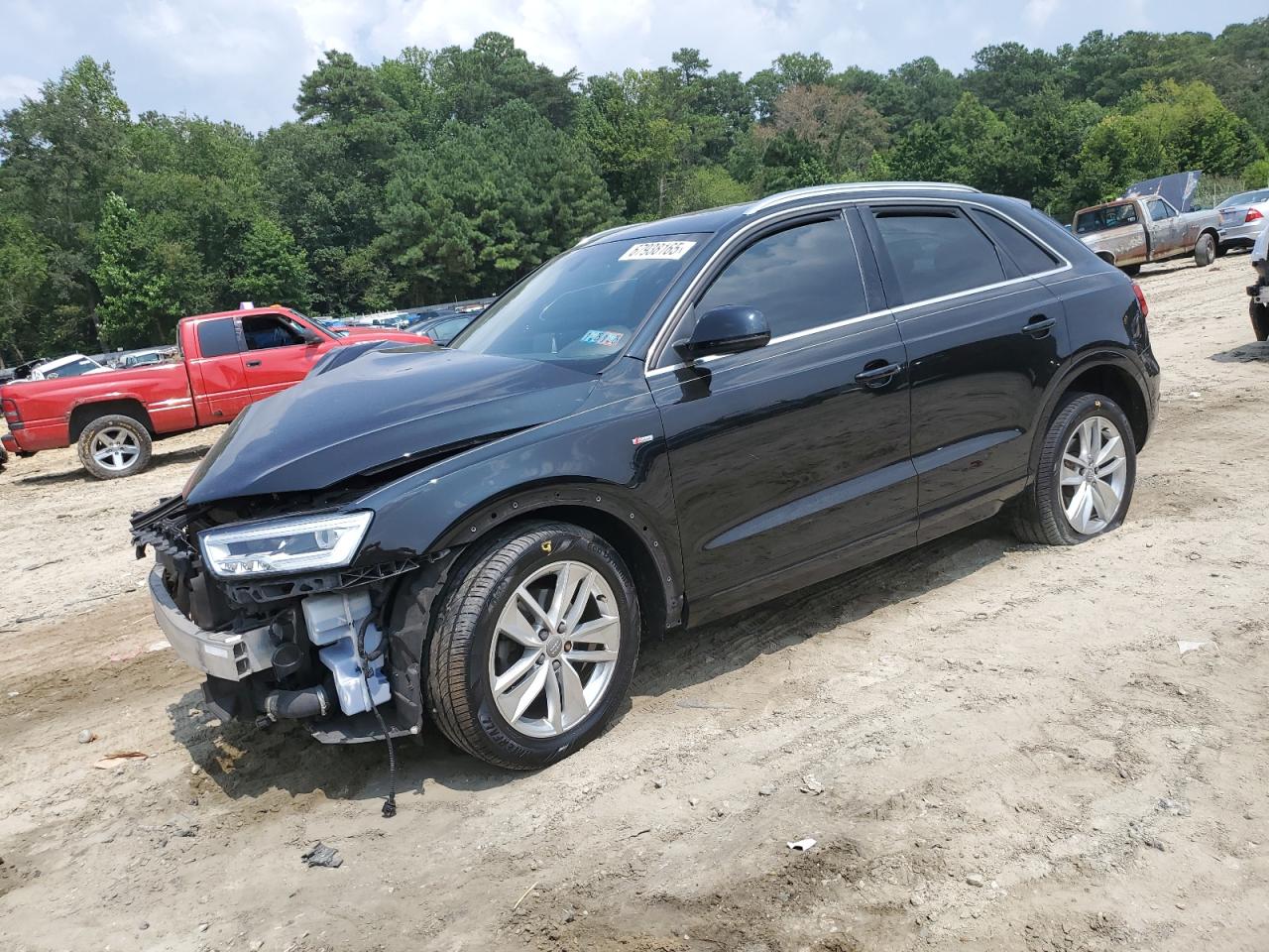 Audi Q3 premium plus