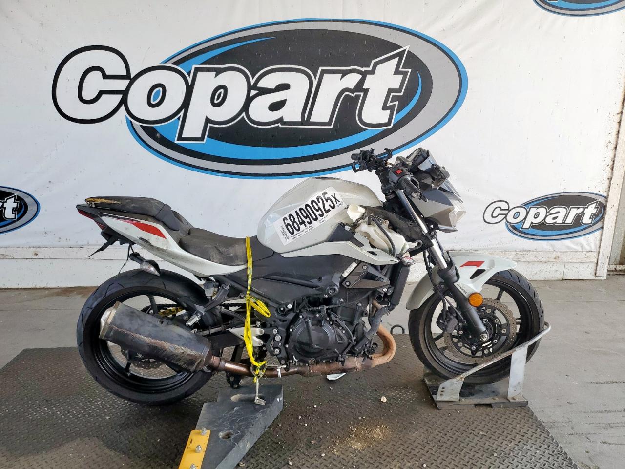 2023 Kawasaki Er400 d
