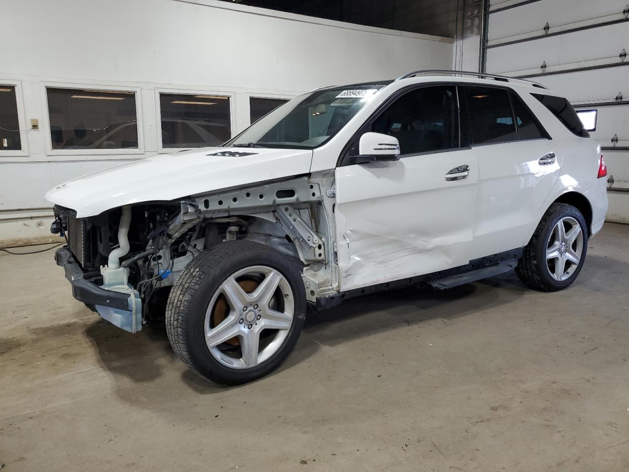 2015 Mercedes-benz M-class 4matic