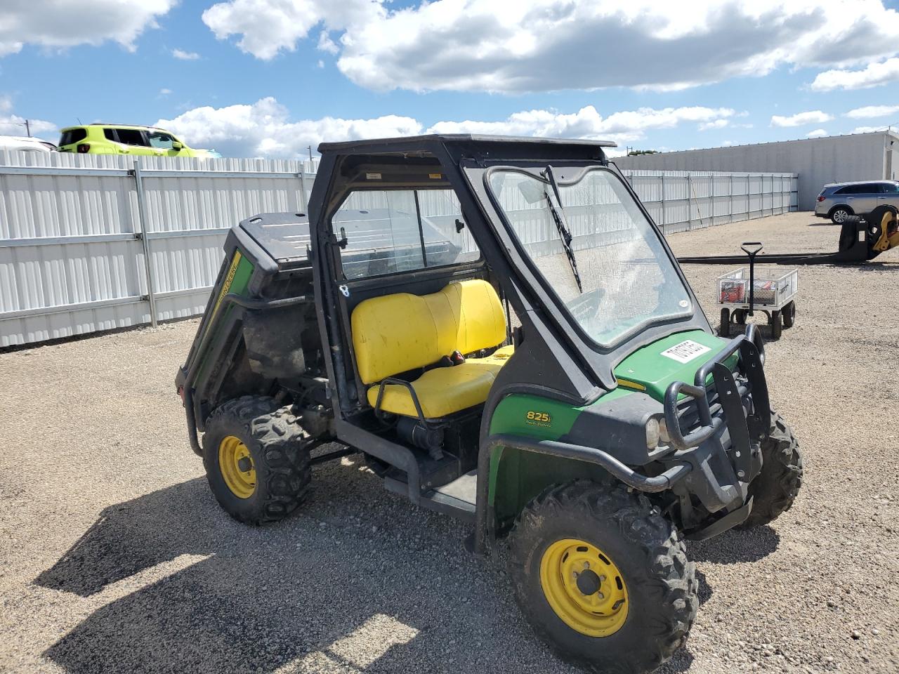 2013 John deere Gator